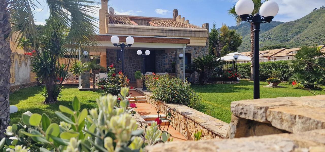 Villa Santina - Чефалу Экстерьер фото